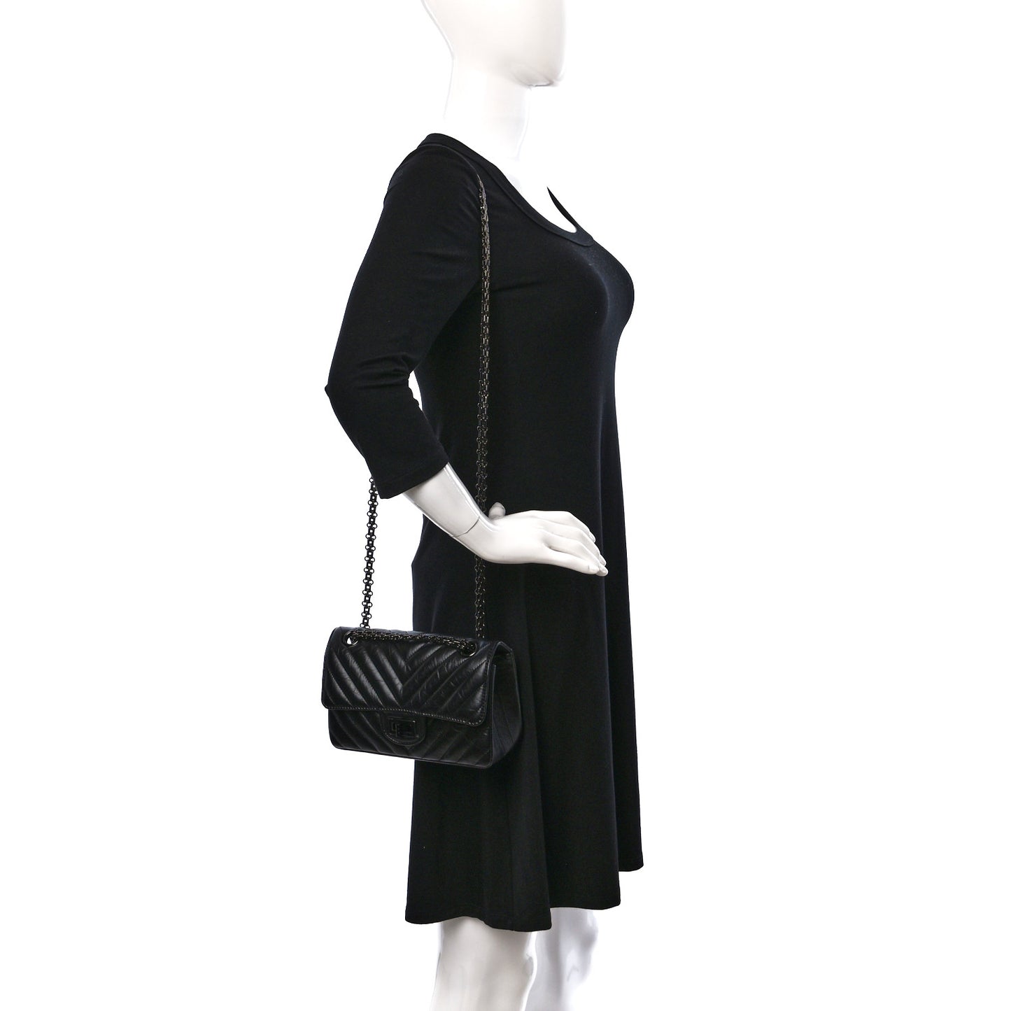 Aged Calfskin Chevron Quilted 2.55 Reissue Mini Flap So Black