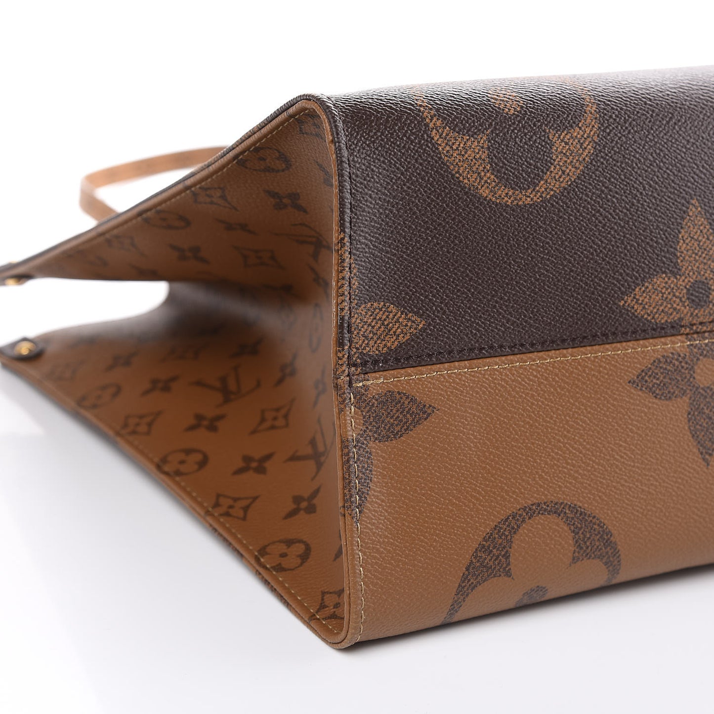 Reverse Monogram Giant Onthego GM