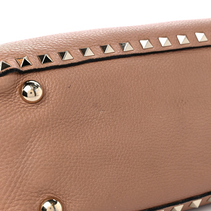 Valentino Garavani Grained Calfskin Small Rockstud Tote Skin Sorbet 13 of 18