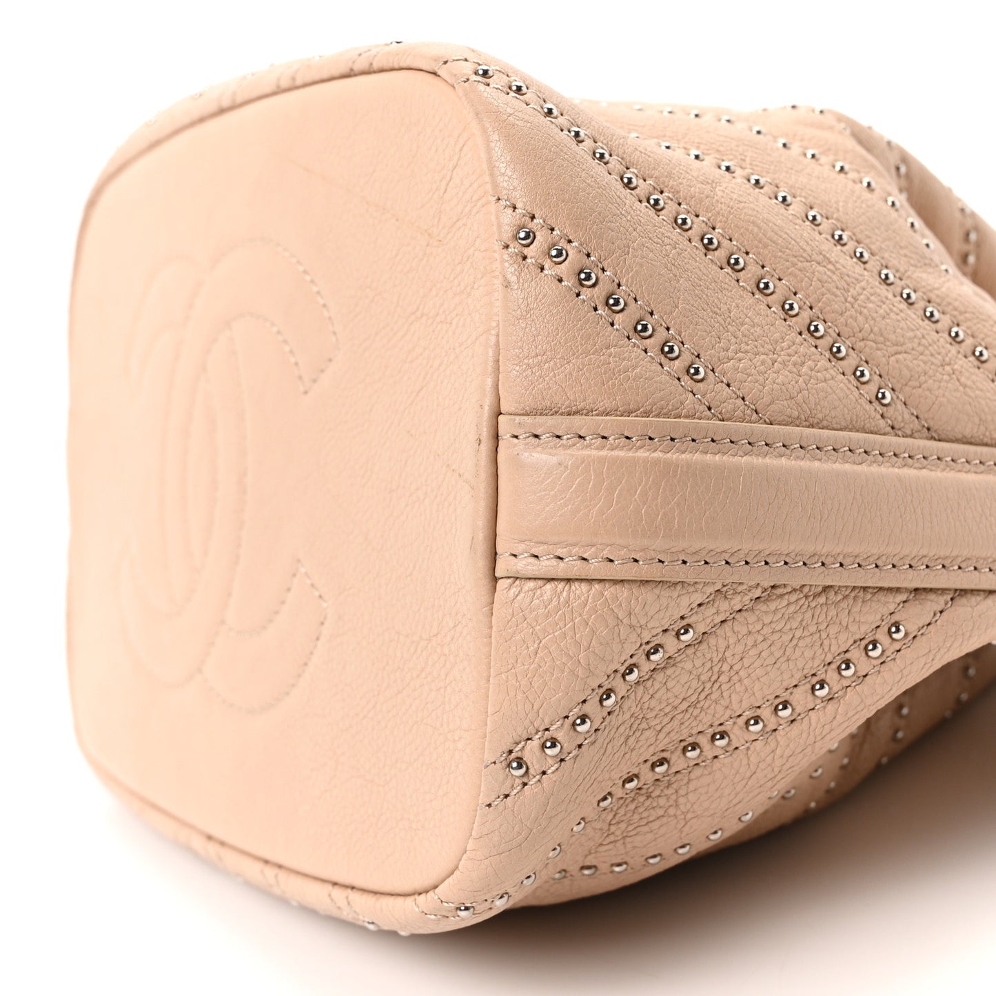 Metallic Calfskin Studded Chevron Quilted Small Stud Wars Drawstring Bag Beige