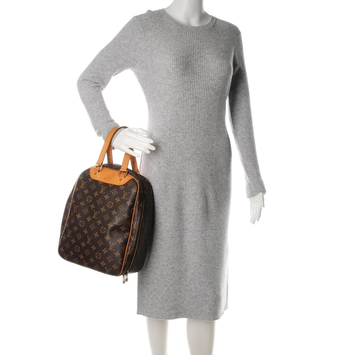 Louis Vuitton Monogram Excursion Shoe Bag 2 of 8
