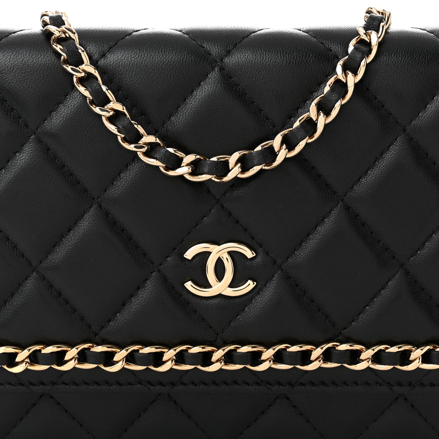 Lambskin Quilted Chain Around Wallet On Chain WOC Black