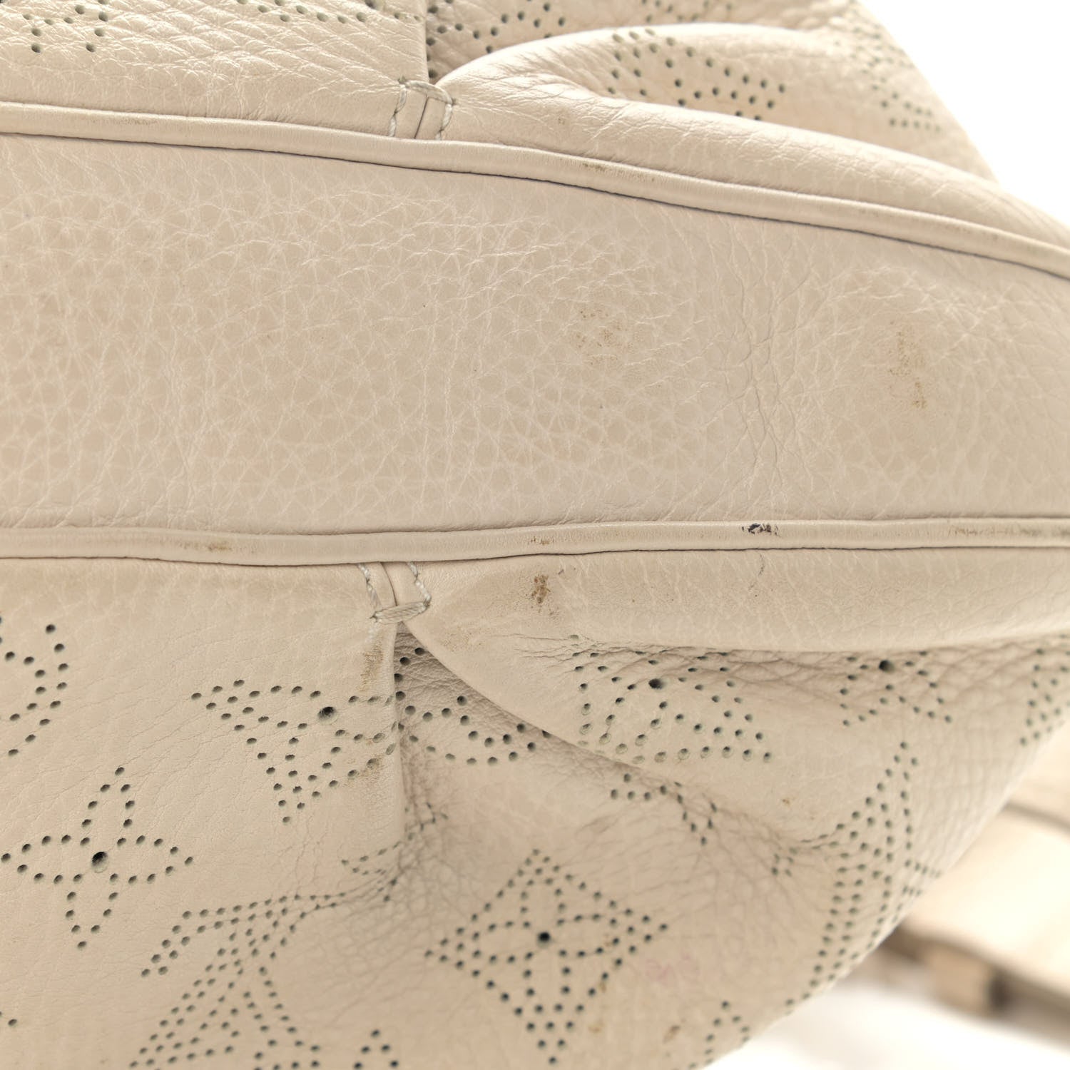 Louis Vuitton Mahina Selene PM Ivory 12 of 21