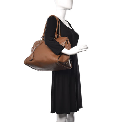 Alexander McQueen Pebbled Calfskin Large Skull Padlock Zip Around Tote Camel 2 of 20