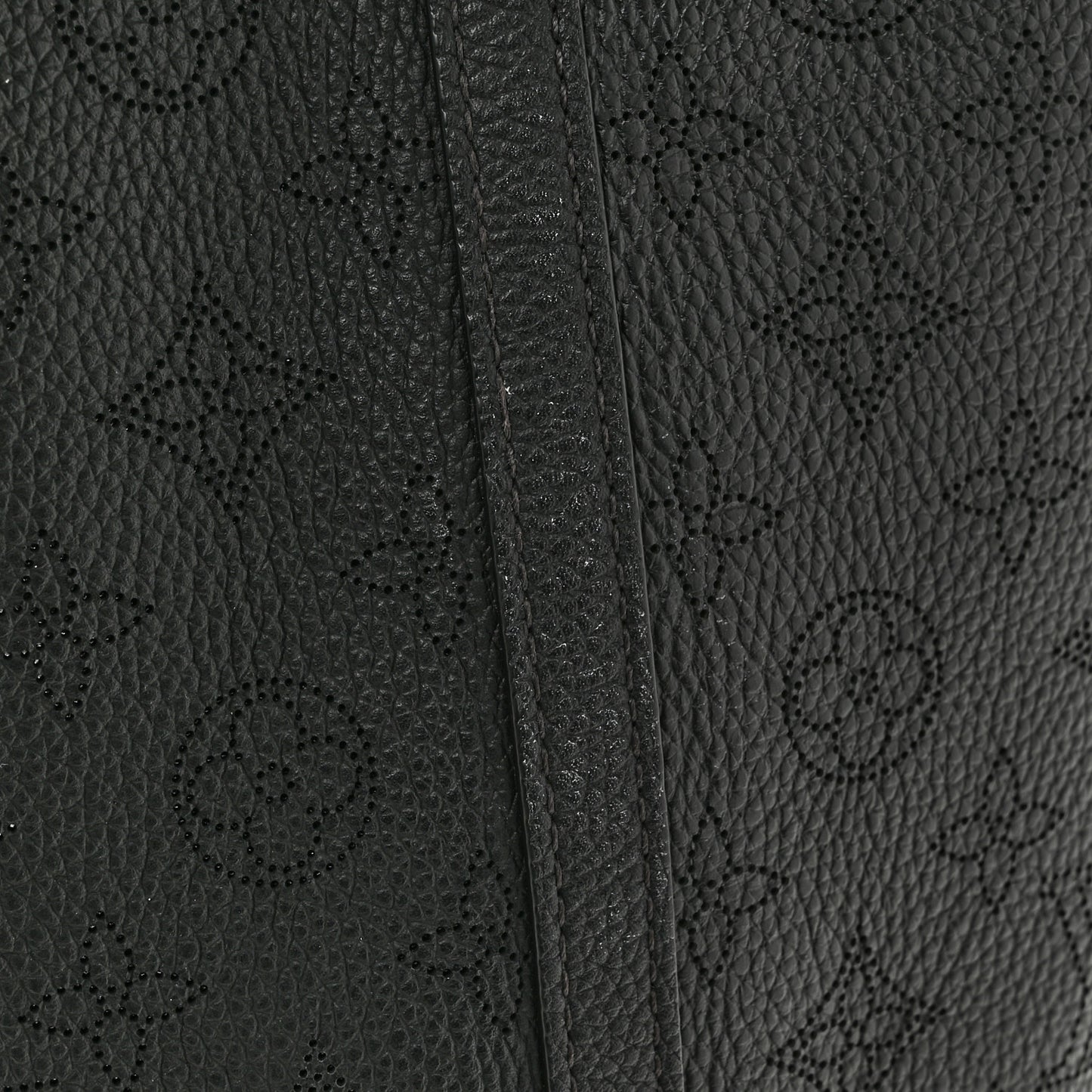 Mahina Blossom MM Black