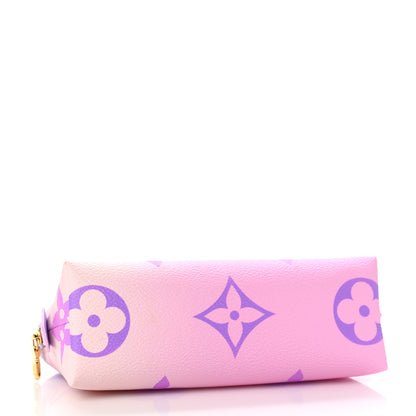 Louis Vuitton Monogram Giant Cosmetic Pouch Sunrise Pastel 4 of 8