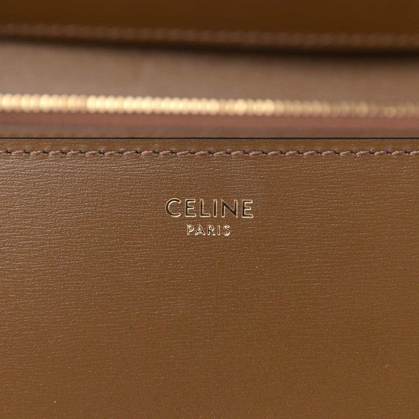 Box Calfskin Medium Classic Box Flap Bag Camel