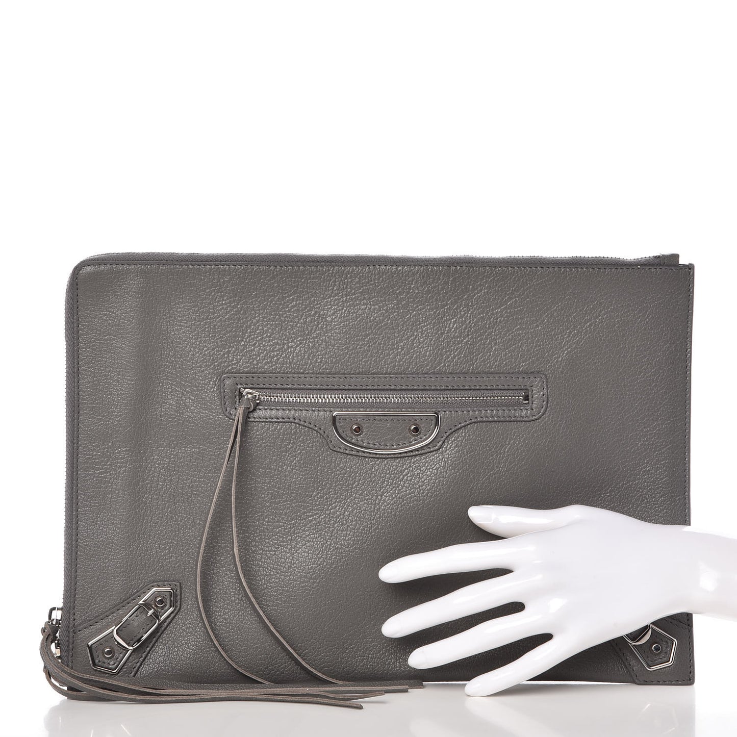 Chevre Silver Metallic Edge Hardware Pouch Gris Acier