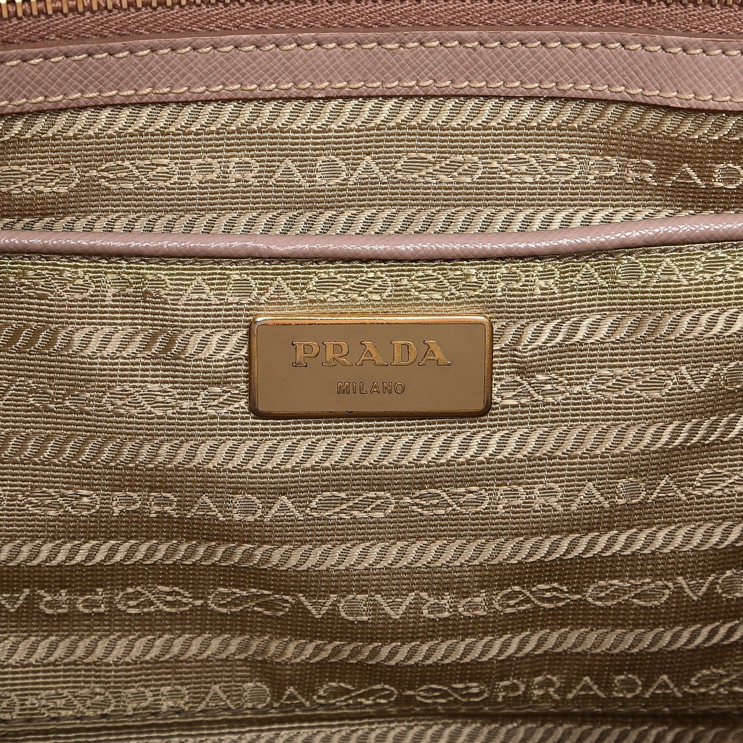 Saffiano Large Galleria Double Zip Tote Cammeo