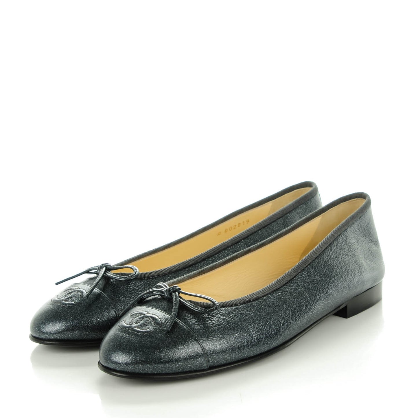 Metallic Calfskin Cap Toe CC Ballerina Flats 38.5 Grey