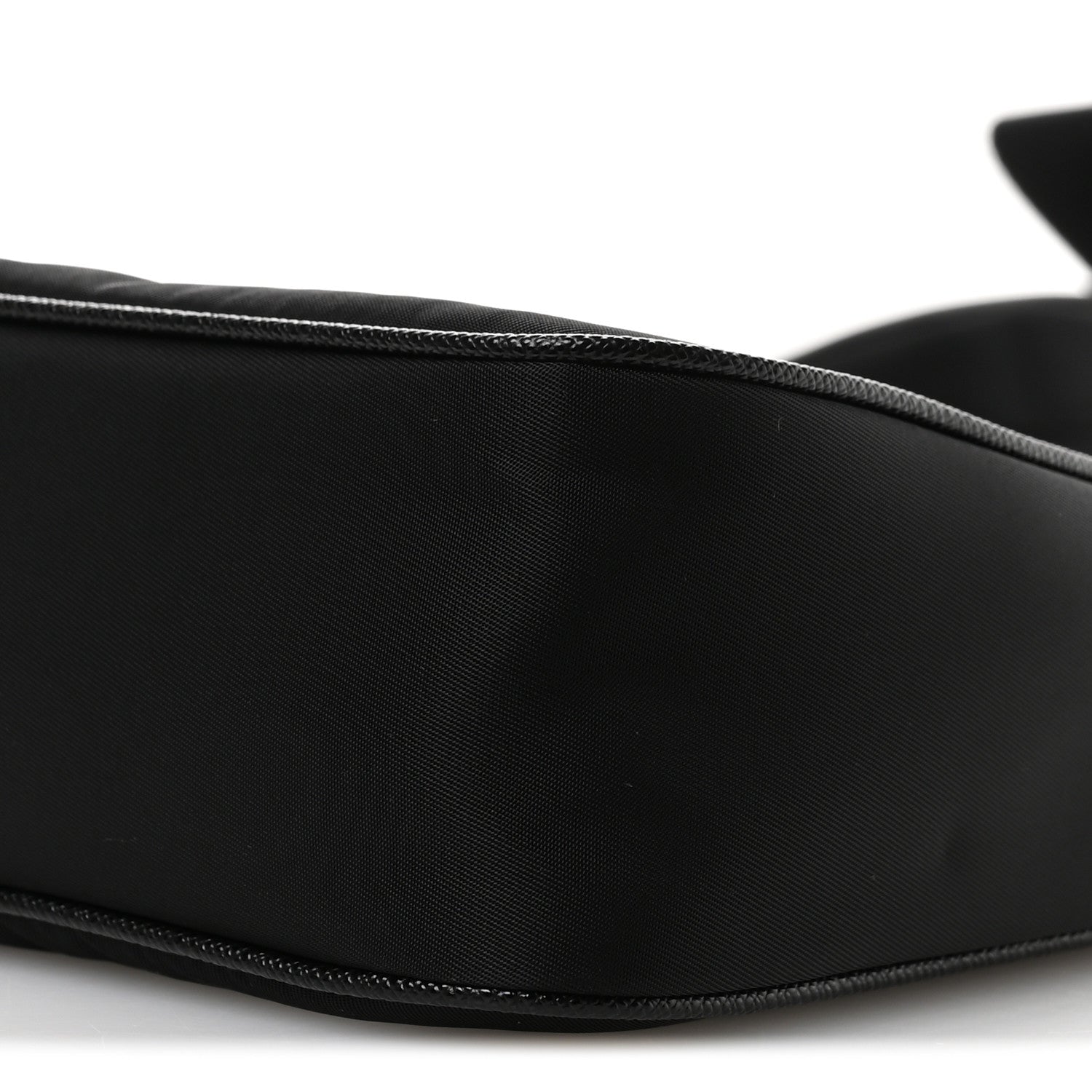 Prada Nylon Re-Edition 2005 Shoulder Bag Black 11 of 12