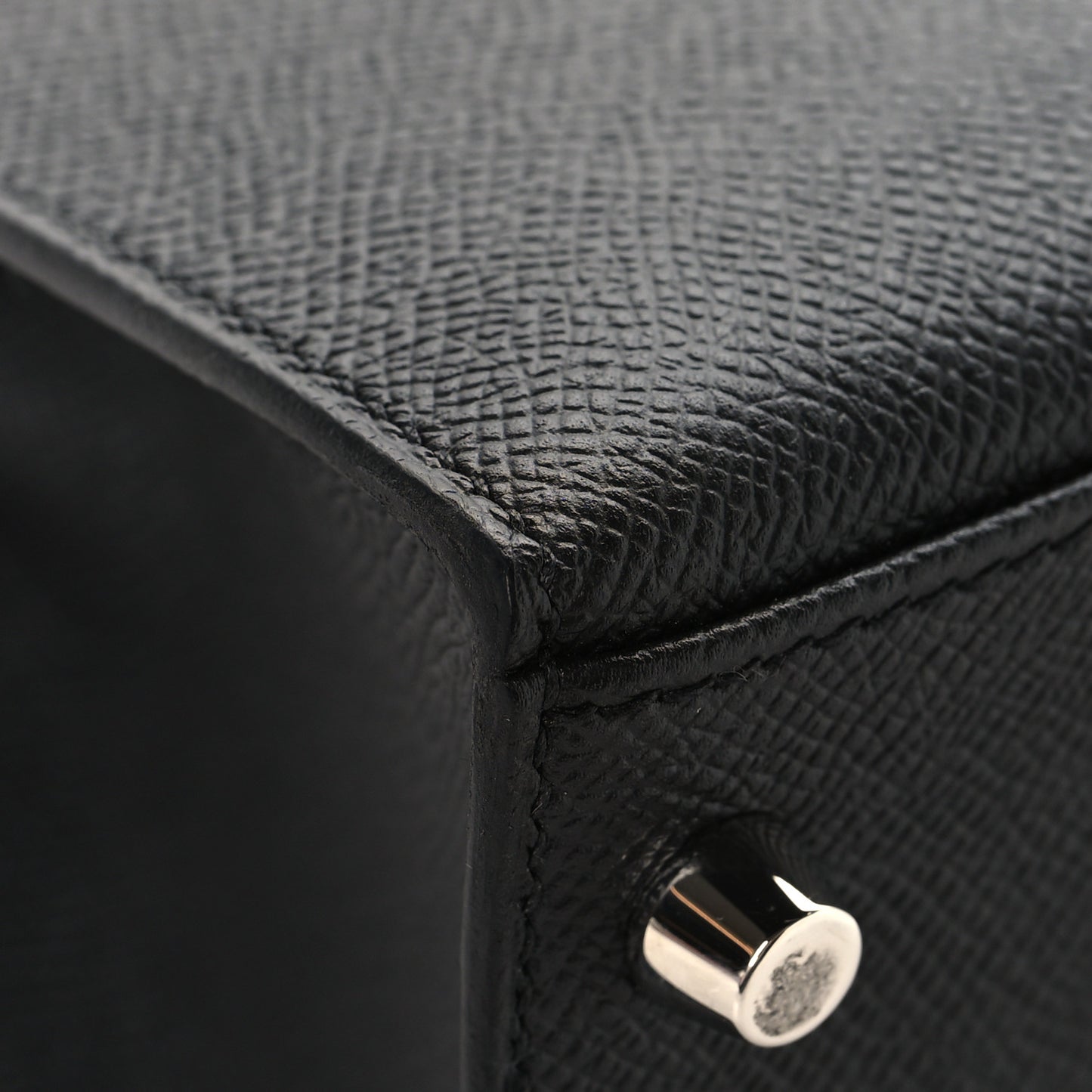 Epsom Kelly Sellier 28 Black
