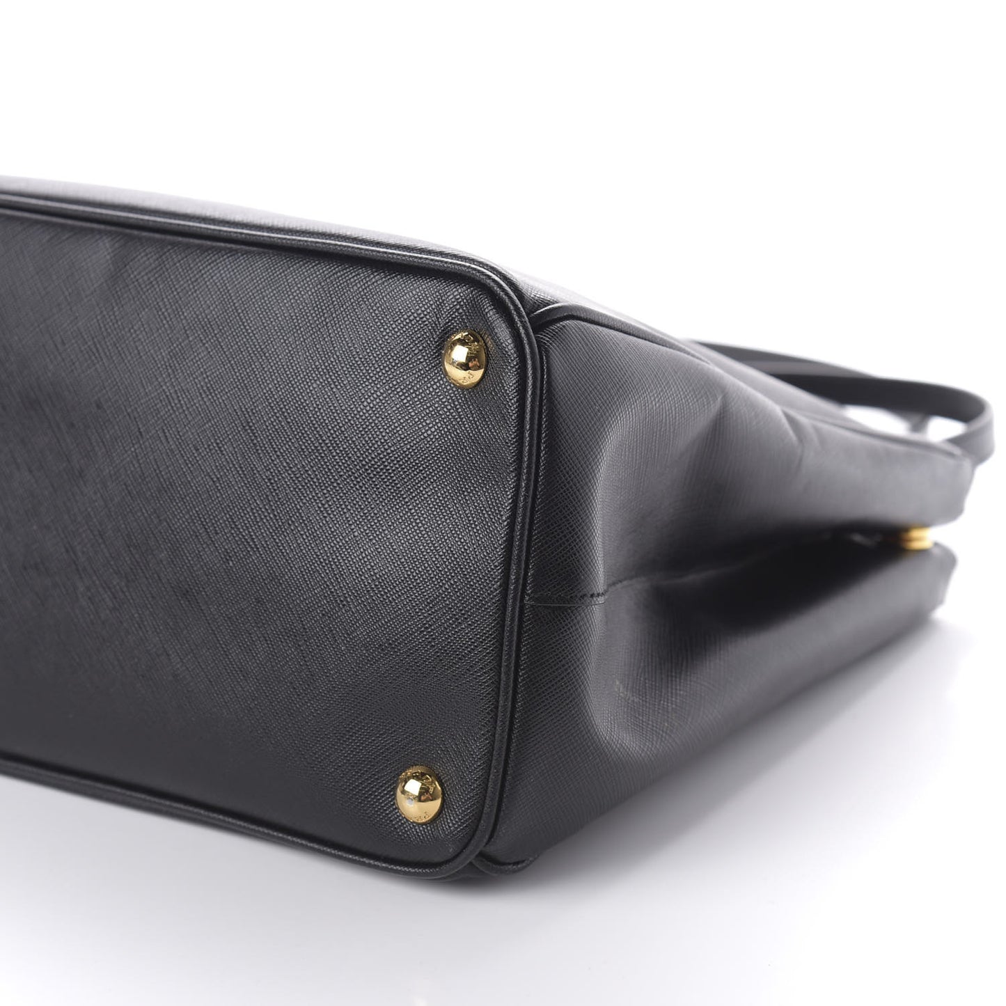 Saffiano Medium Galleria Double Zip Tote Black