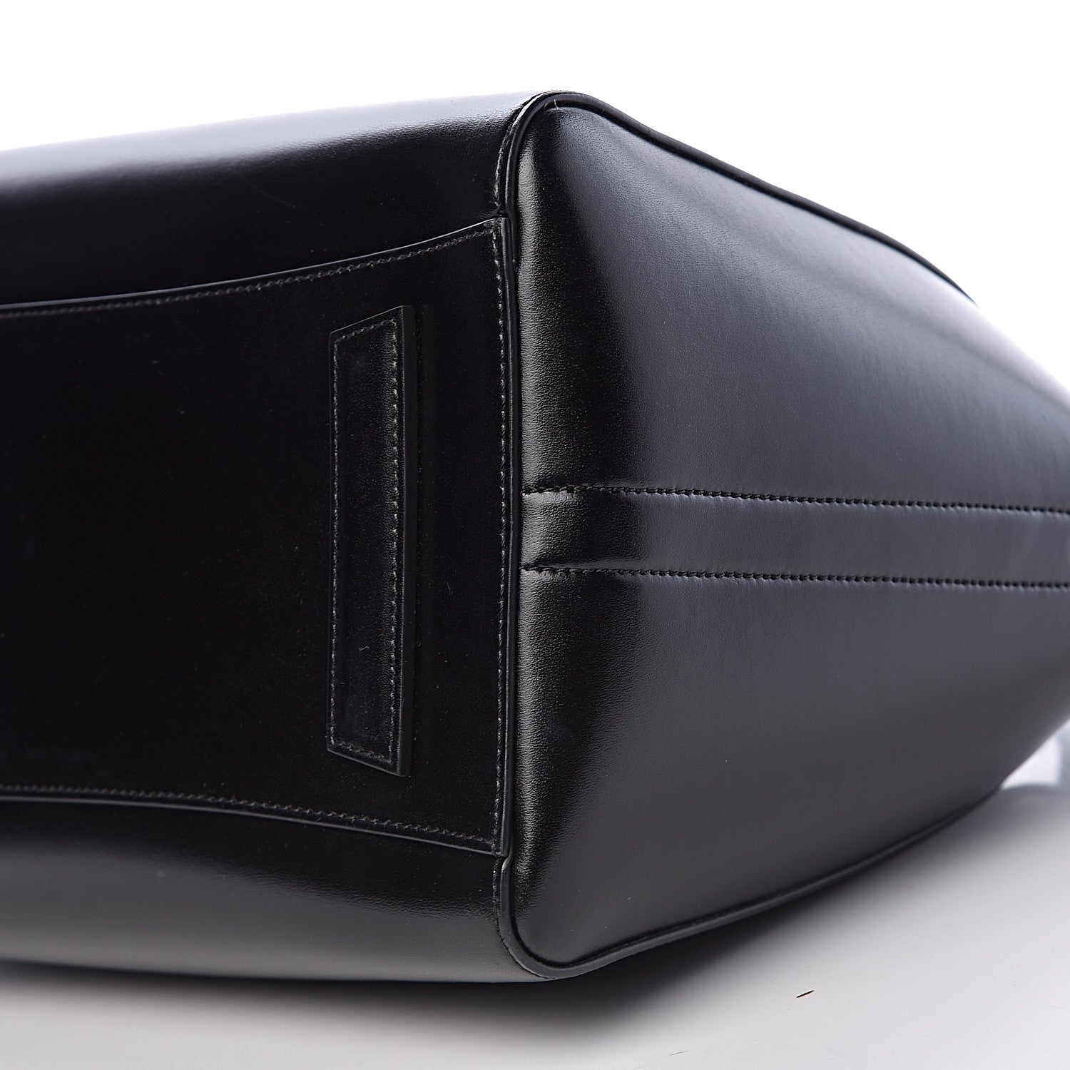 Givenchy Shiny Lord Calfskin Medium Antigona Black 10 of 14
