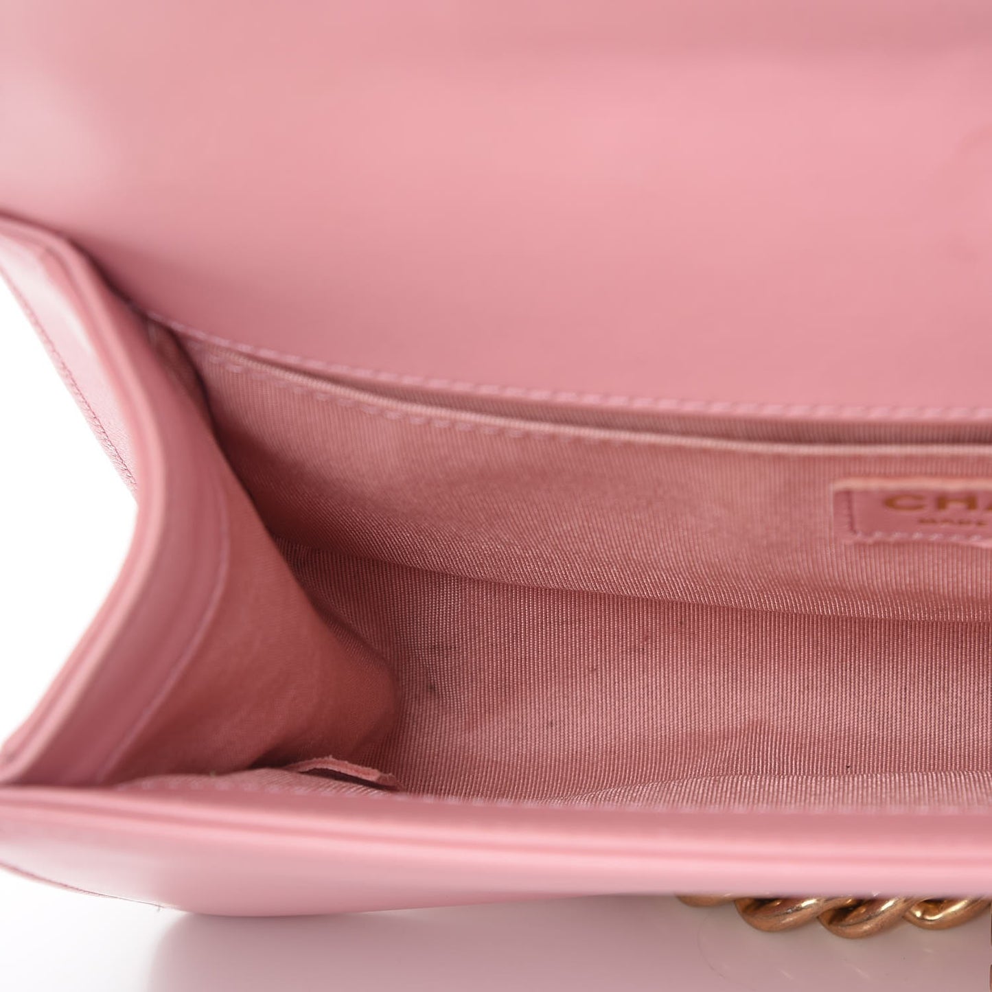 Iridescent Tweed Lambskin Medium Boy Flap Pink