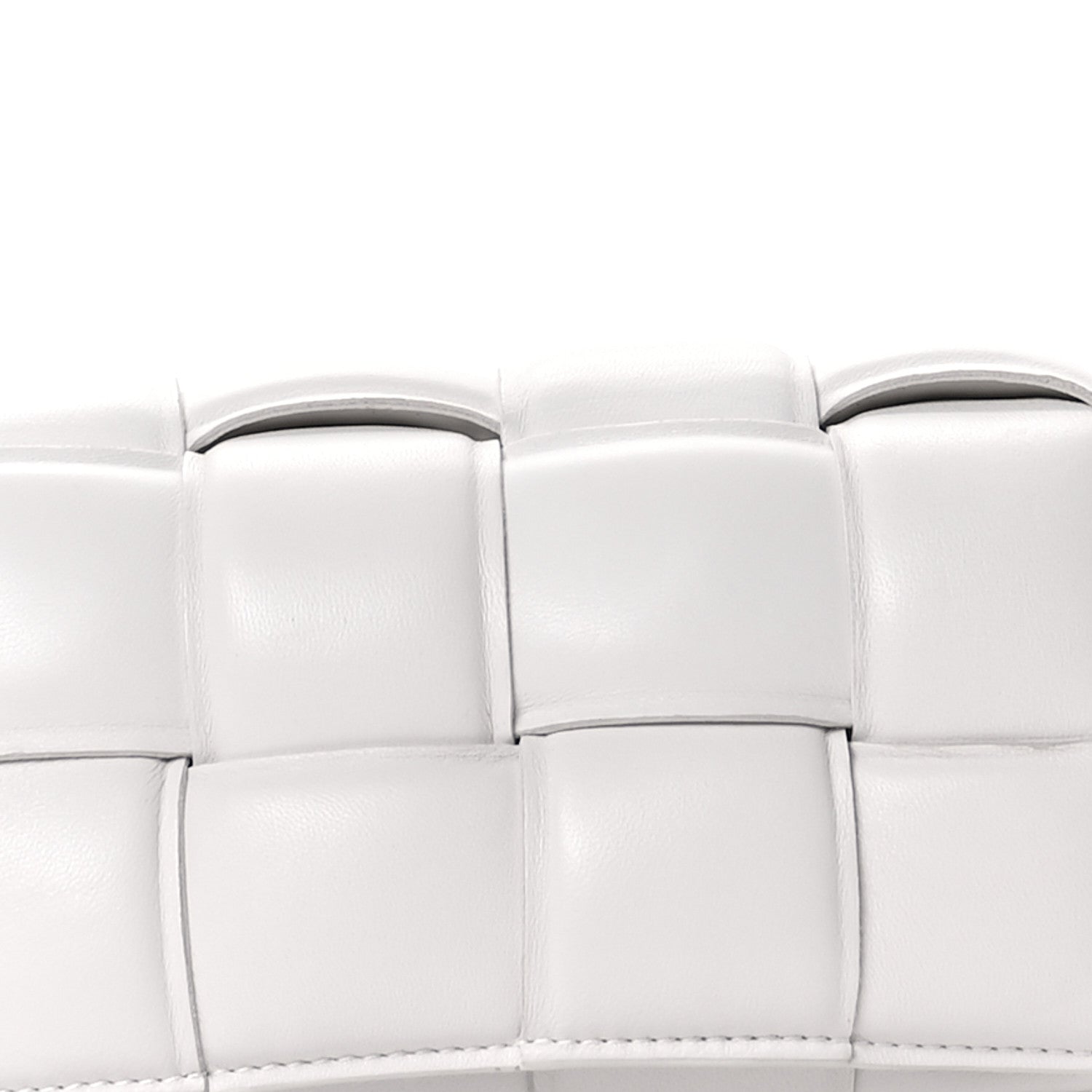 Bottega Veneta Nappa Maxi Intrecciato Padded The Belt Cassette Bag White 8 of 10