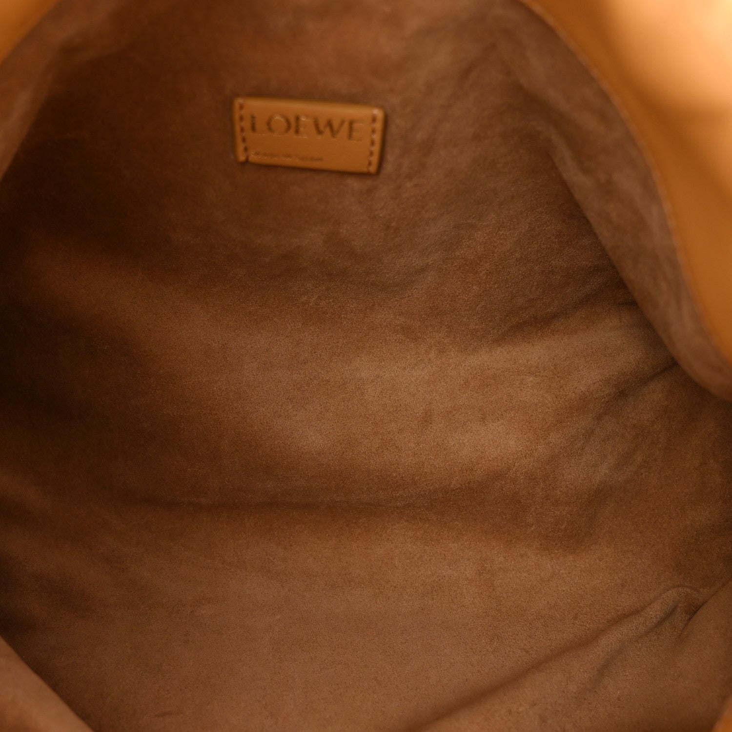 Loewe Mellow Nappa Donut Medium Chain Flamenco Knot Clutch Sahara 5 of 10