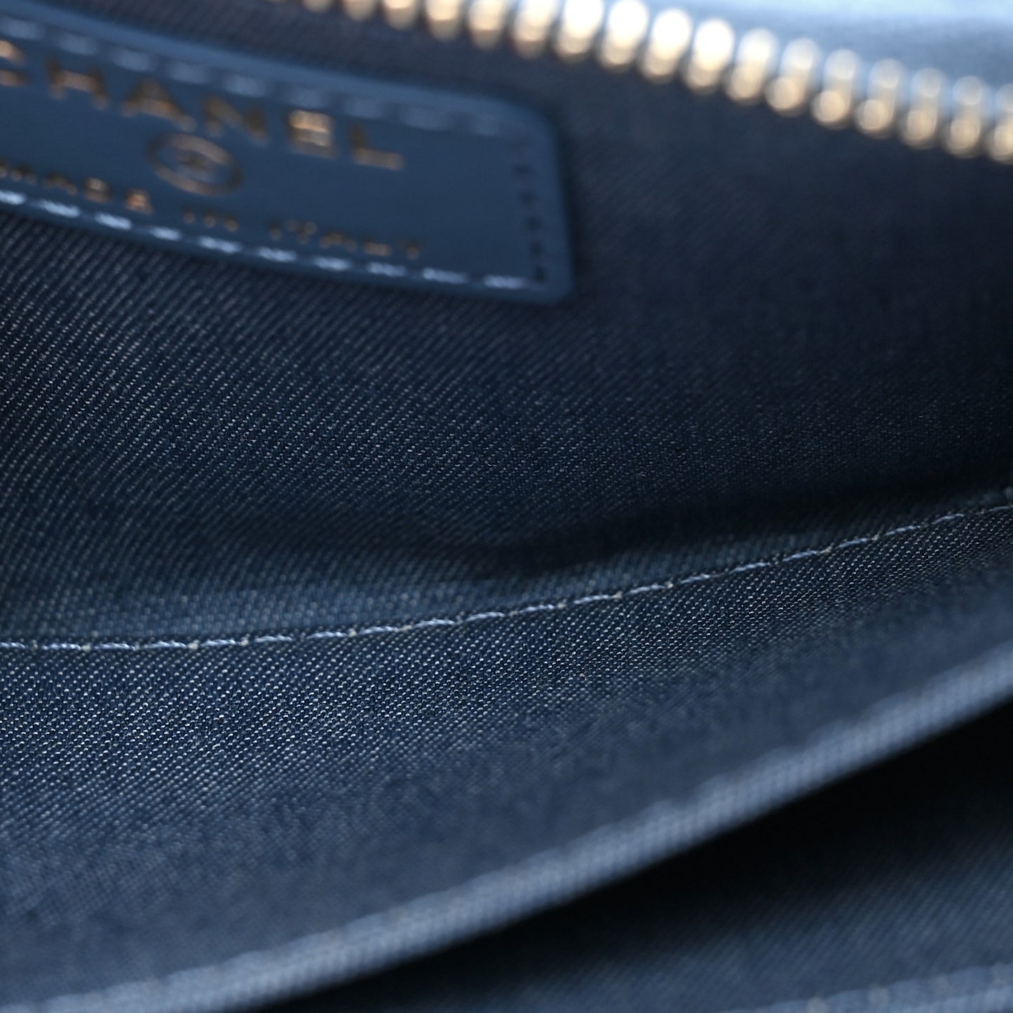 Denim Quilted CC Pearl Crush Zip Card Holder On Chain Blue