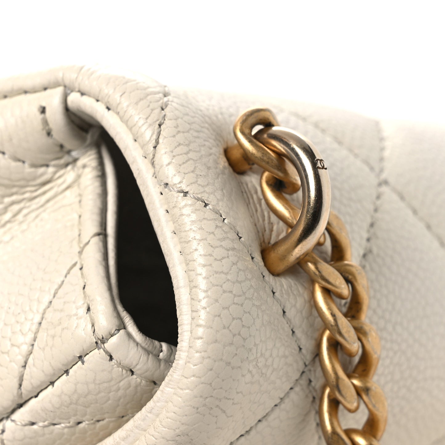 Caviar Quilted Mini Sweetheart Flap White
