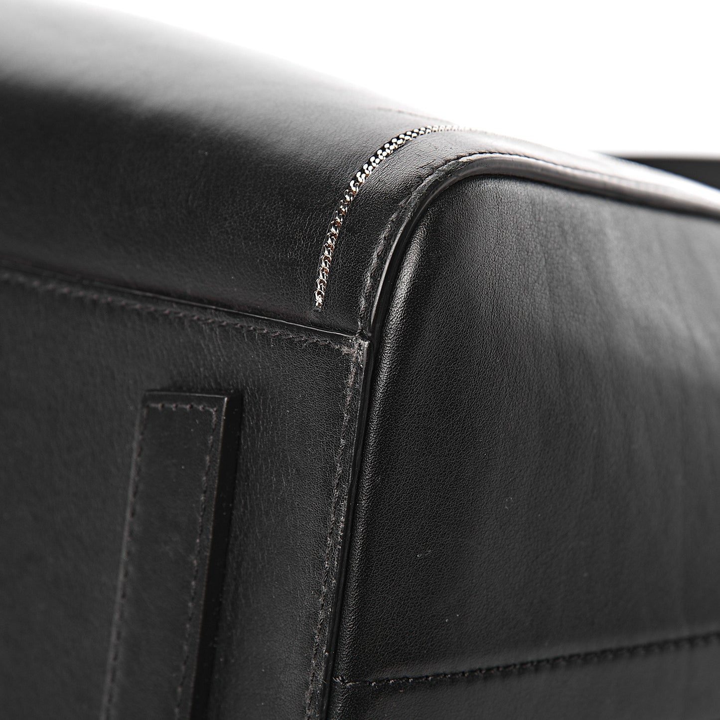 Calfskin Chain Detail Medium Antigona Black