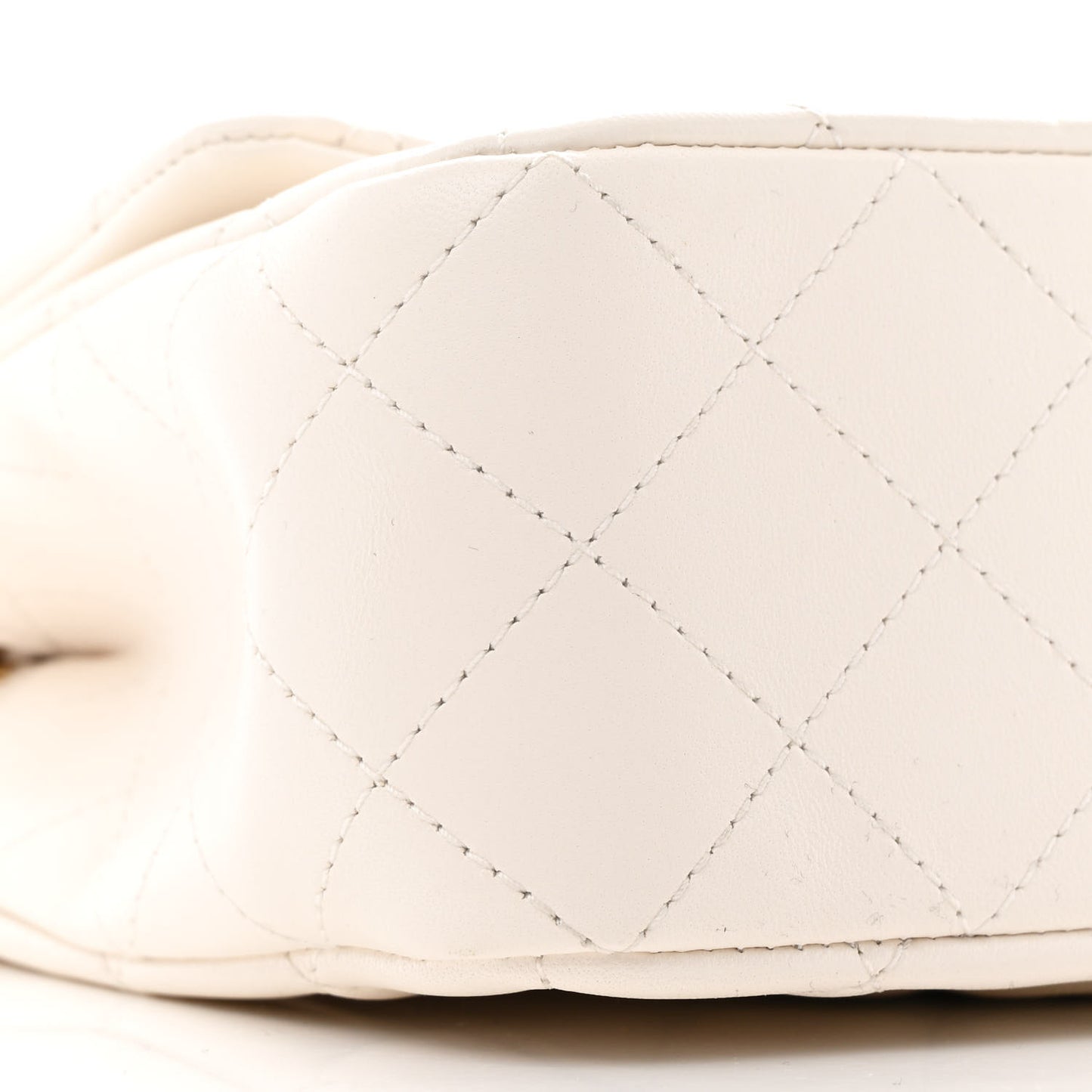 Shiny Lambskin Quilted Small Single Flap Ecru