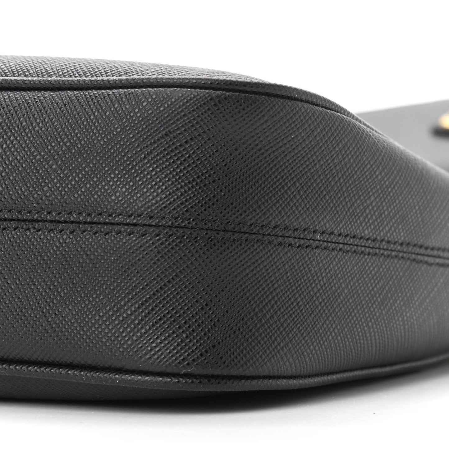 Saffiano Lux Re-Edition 2005 Shoulder Bag Black