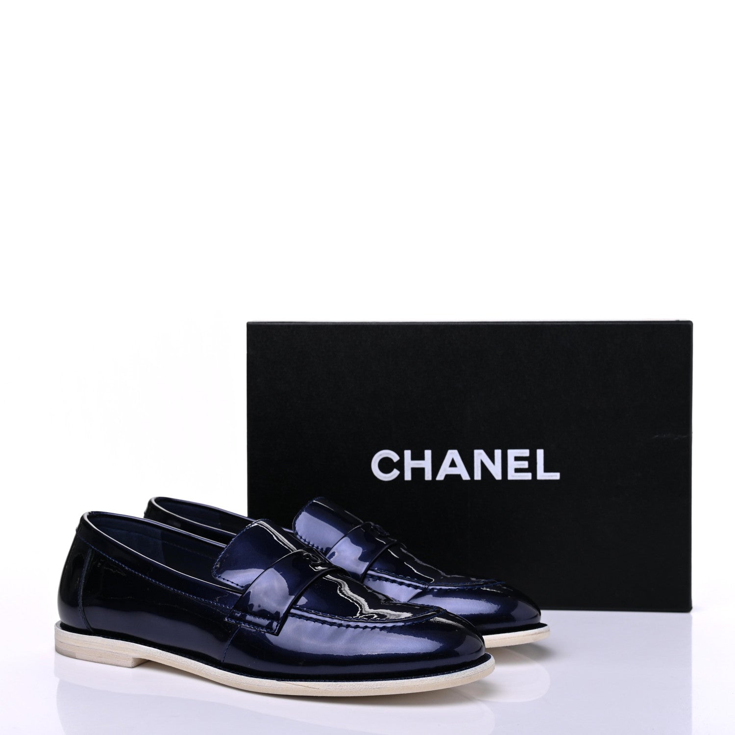Chanel Patent CC Moccasin Loafers 39 Navy 12 of 12