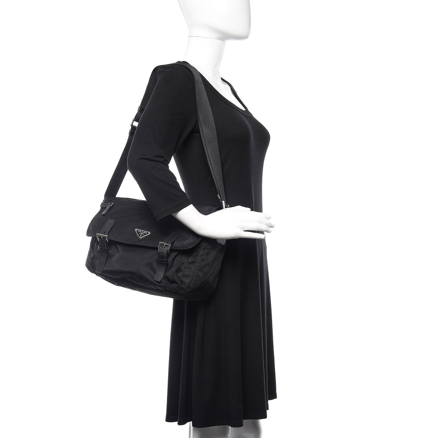 Nylon Vela Sport Messenger Bag Black