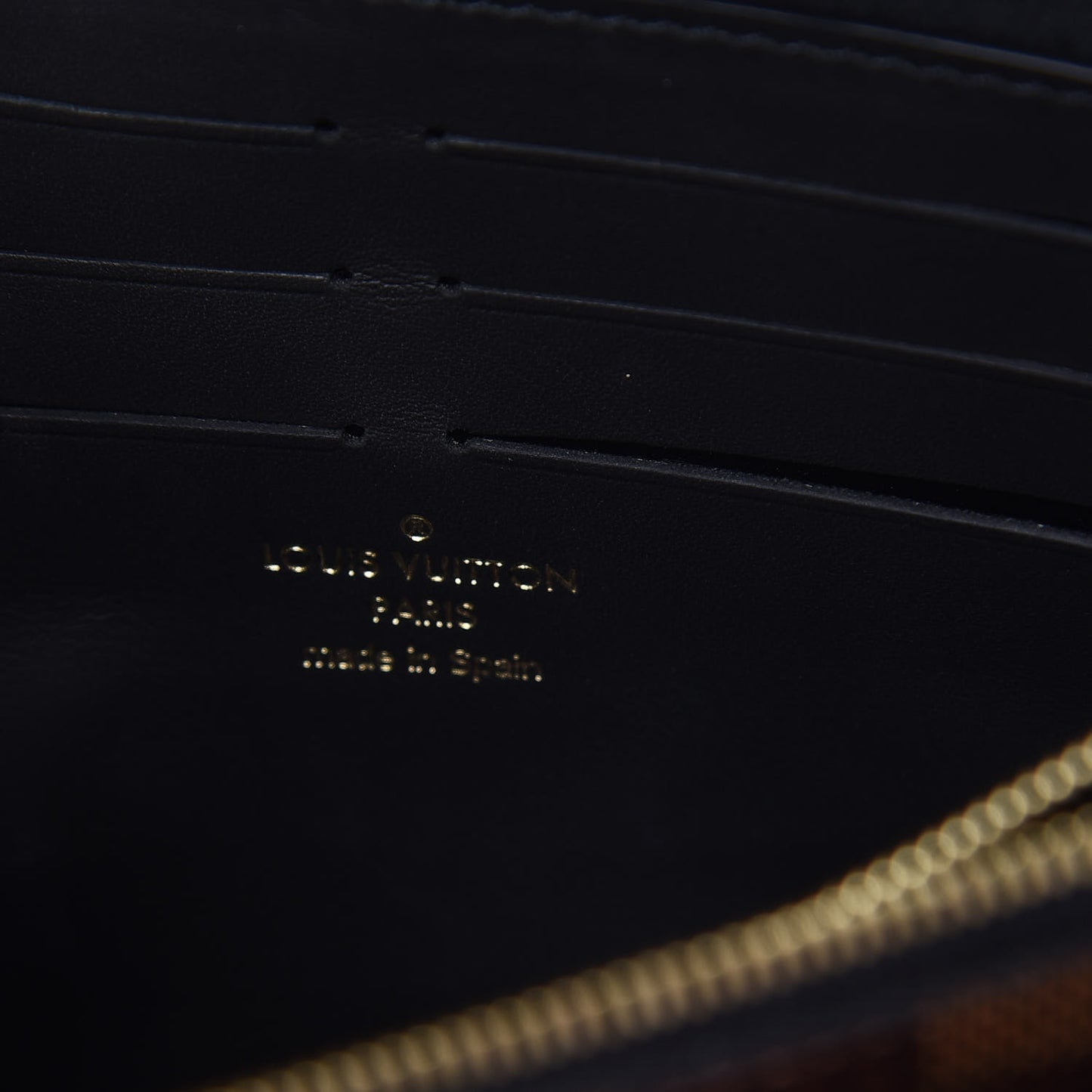 Damier Ebene Vavin Chain Wallet Black