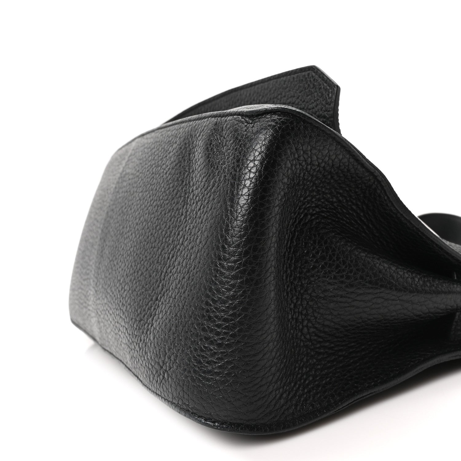 Hermes Taurillon Clemence Jypsiere 28 Black 1812601 – FASHIONPHILE