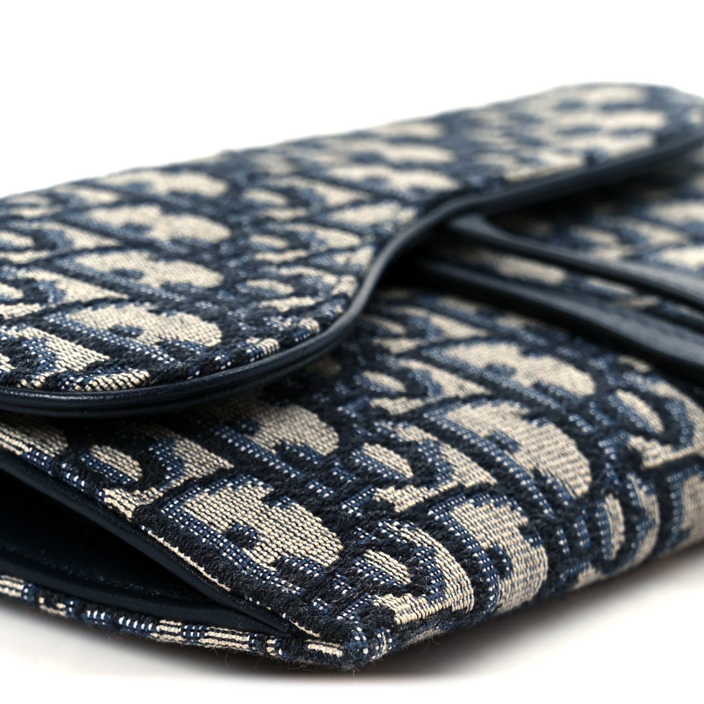 Oblique Saddle Chain Long Wallet Blue