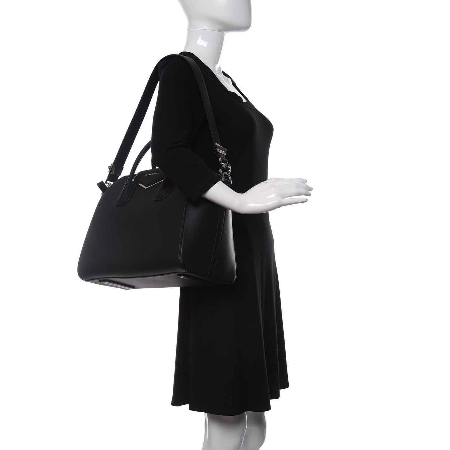 Calfskin Medium Metal Antigona Black
