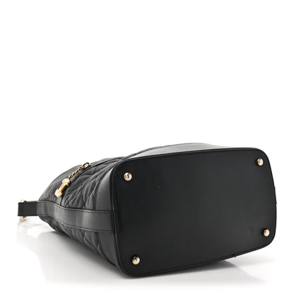 Chanel Caviar Lambskin Quilted Casual Style Hobo Black 4 of 13