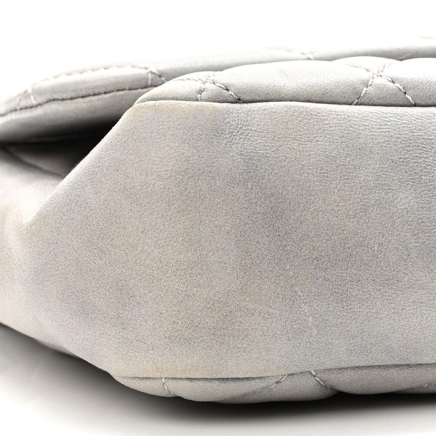 Rubber Quilted Lambskin Medium Coco Rain Flap Grey