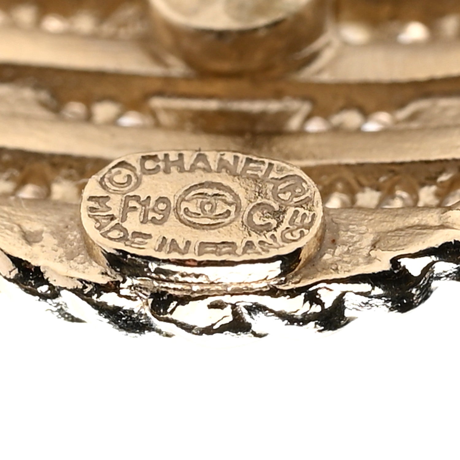 Chanel Metal Chain CC Round Earrings Gold Blue 4 of 4