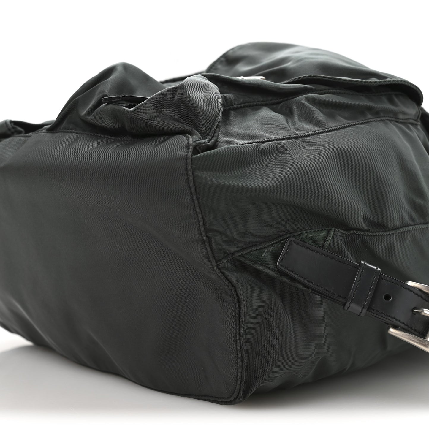 Nylon Vela Medium Backpack Green