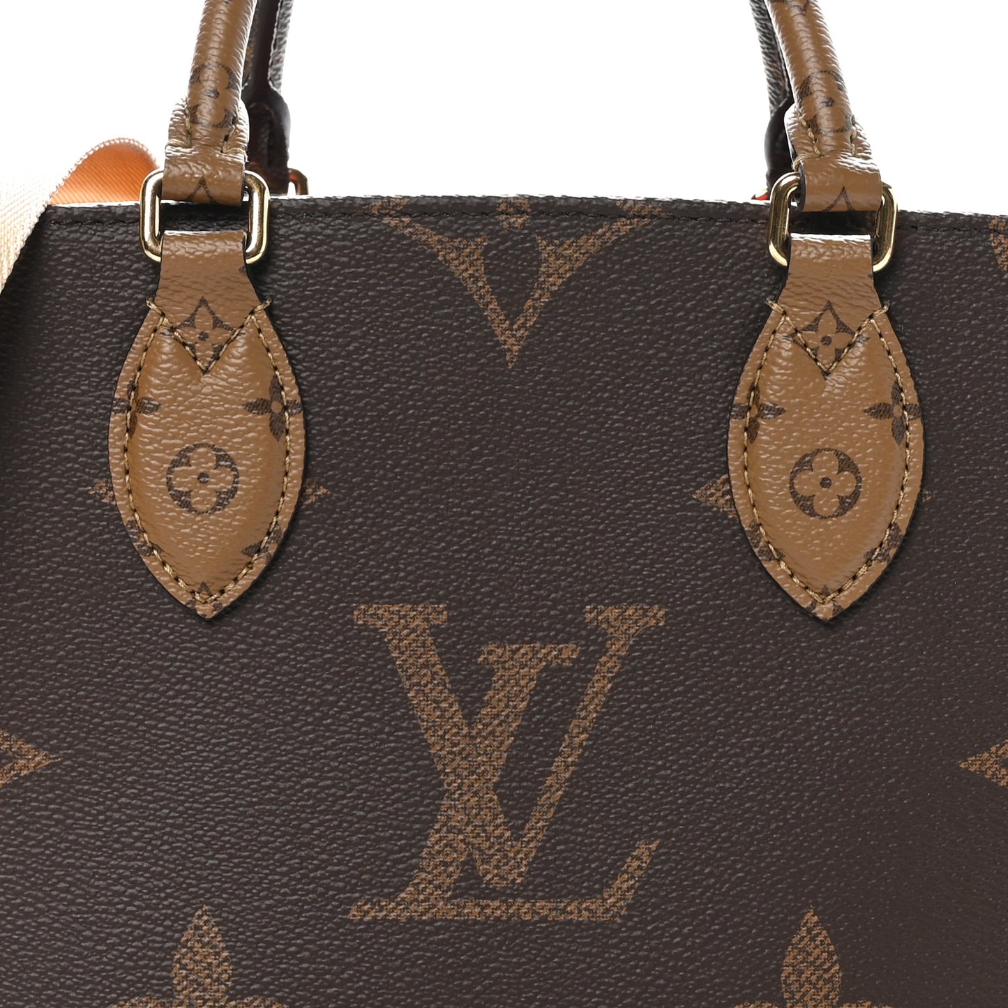 Reverse Monogram Giant Onthego PM