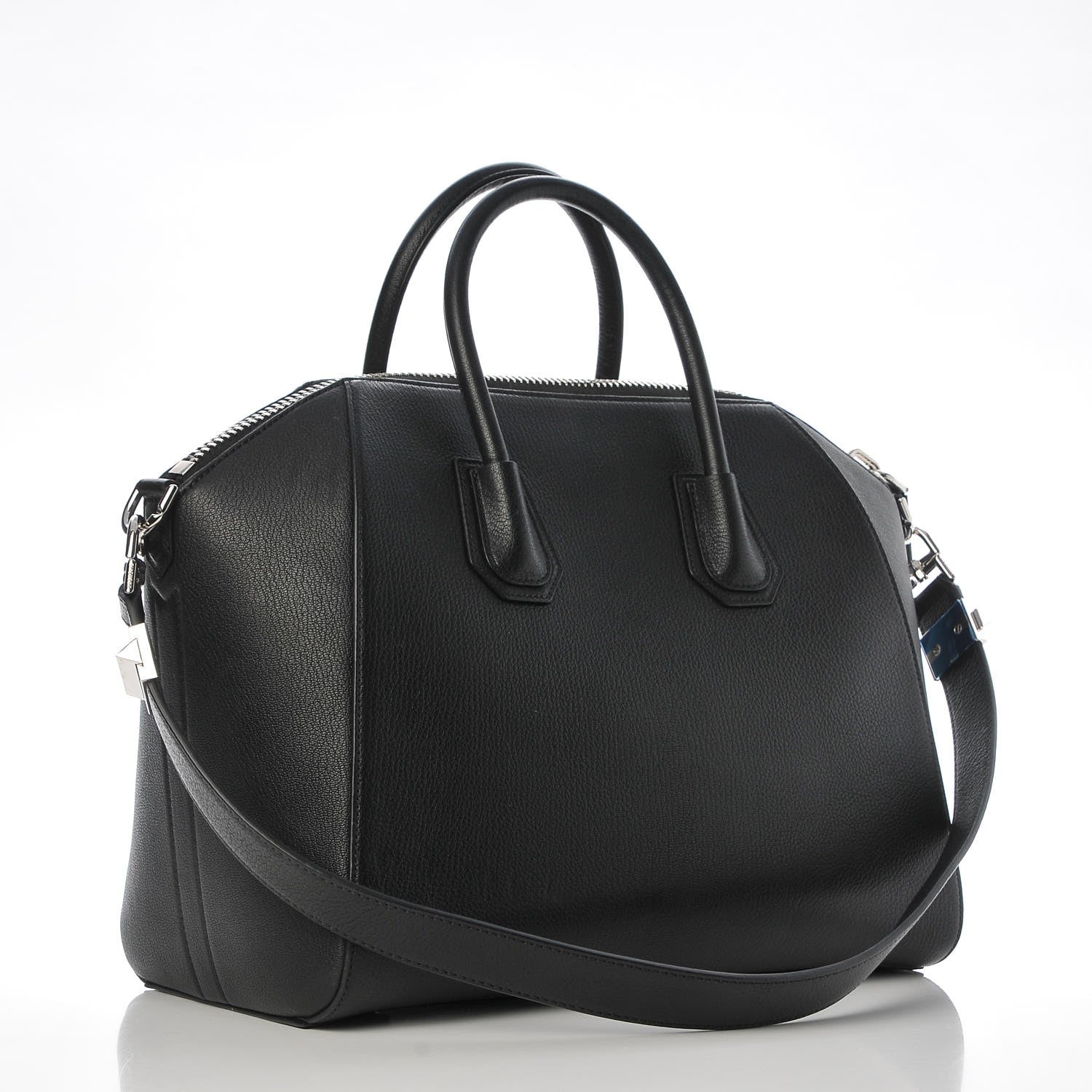 Givenchy Sugar Goatskin Medium Antigona Black 4 of 8
