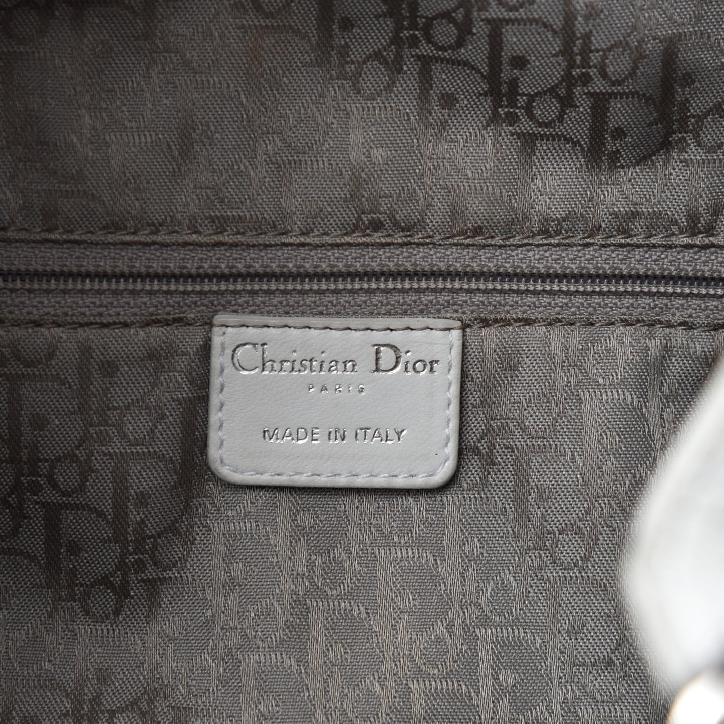 Lambskin Cannage Medium Dior Soft Hobo White