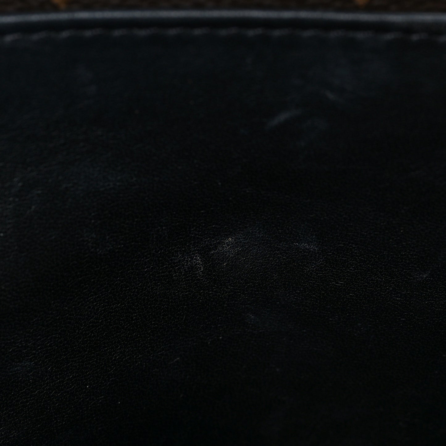 Monogram Double V Black