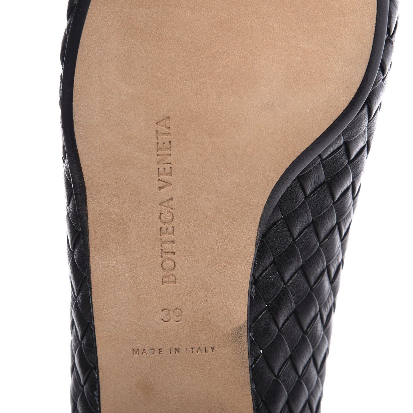 Nappa Intrecciato Almond Flats 39 Black
