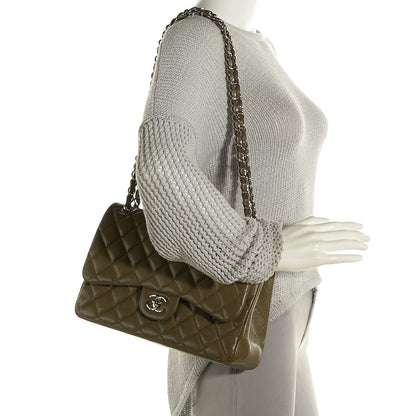 Chanel Caviar Quilted Jumbo Double Flap Green 2 of 8