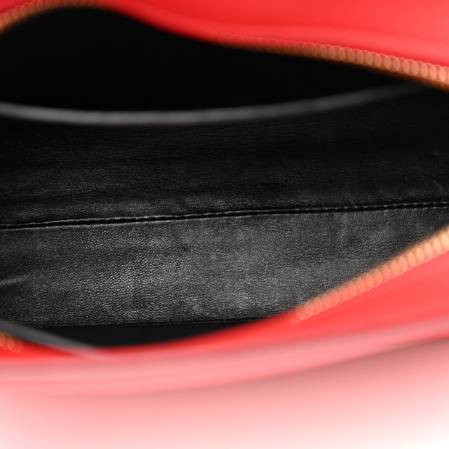 Saffiano City Calfskin Esplanade Crossbody Bag Rosso