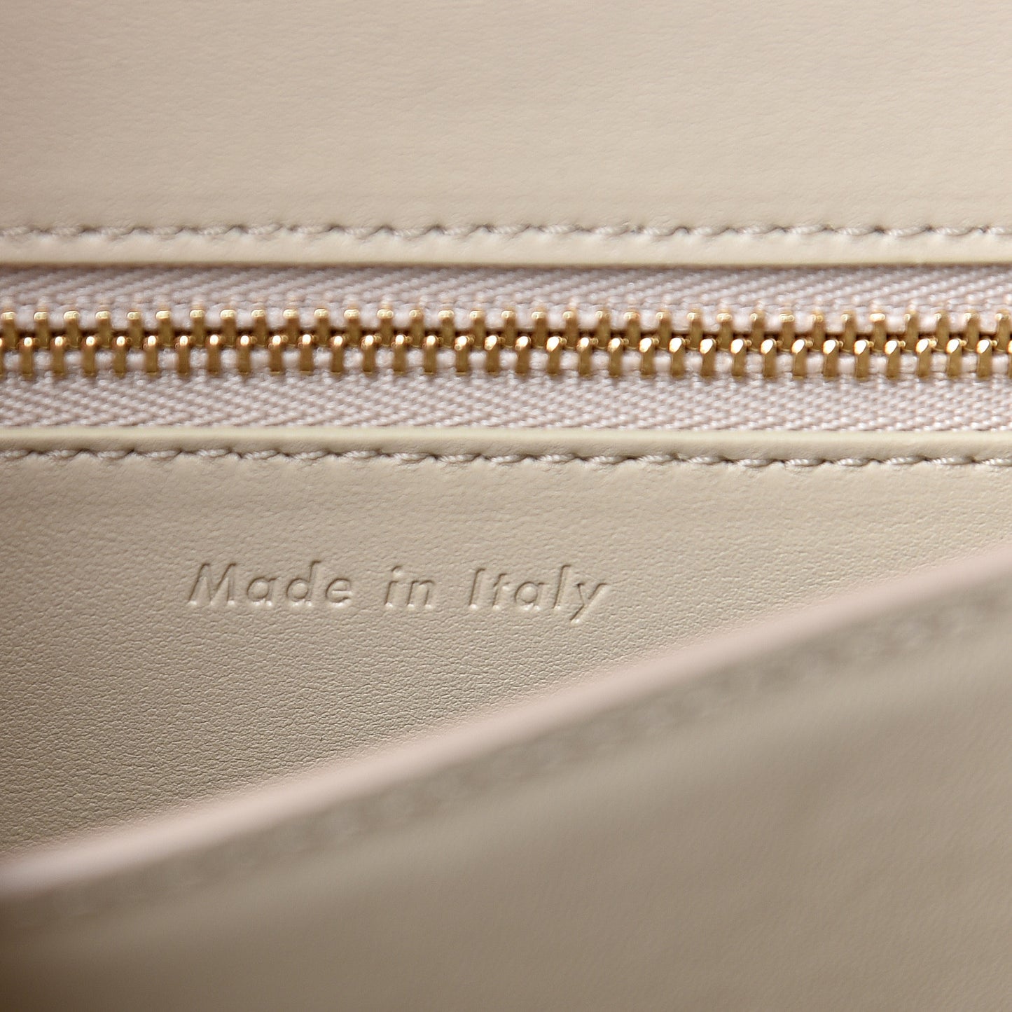 Smooth Calfskin Small Classic Box Flap Bag Ivory