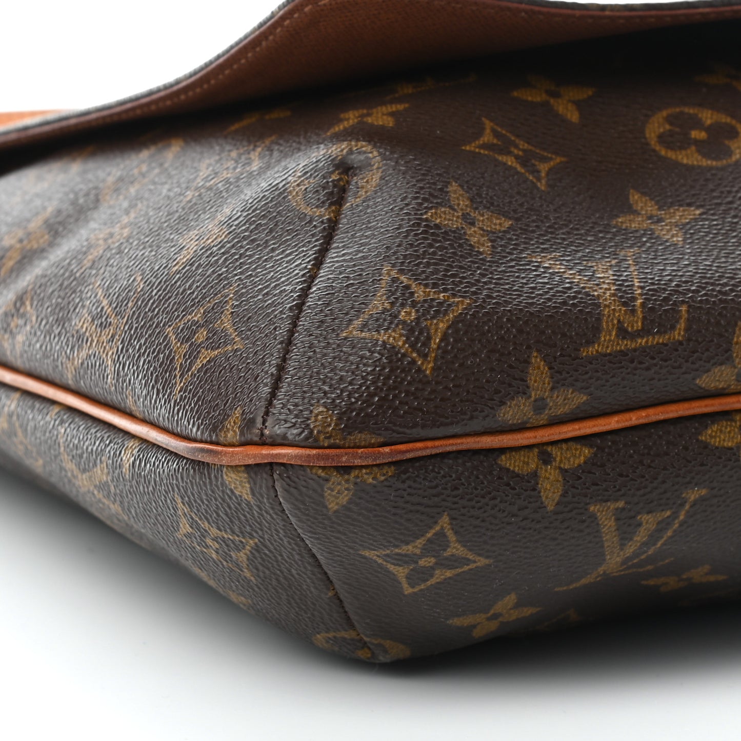 Monogram Musette GM