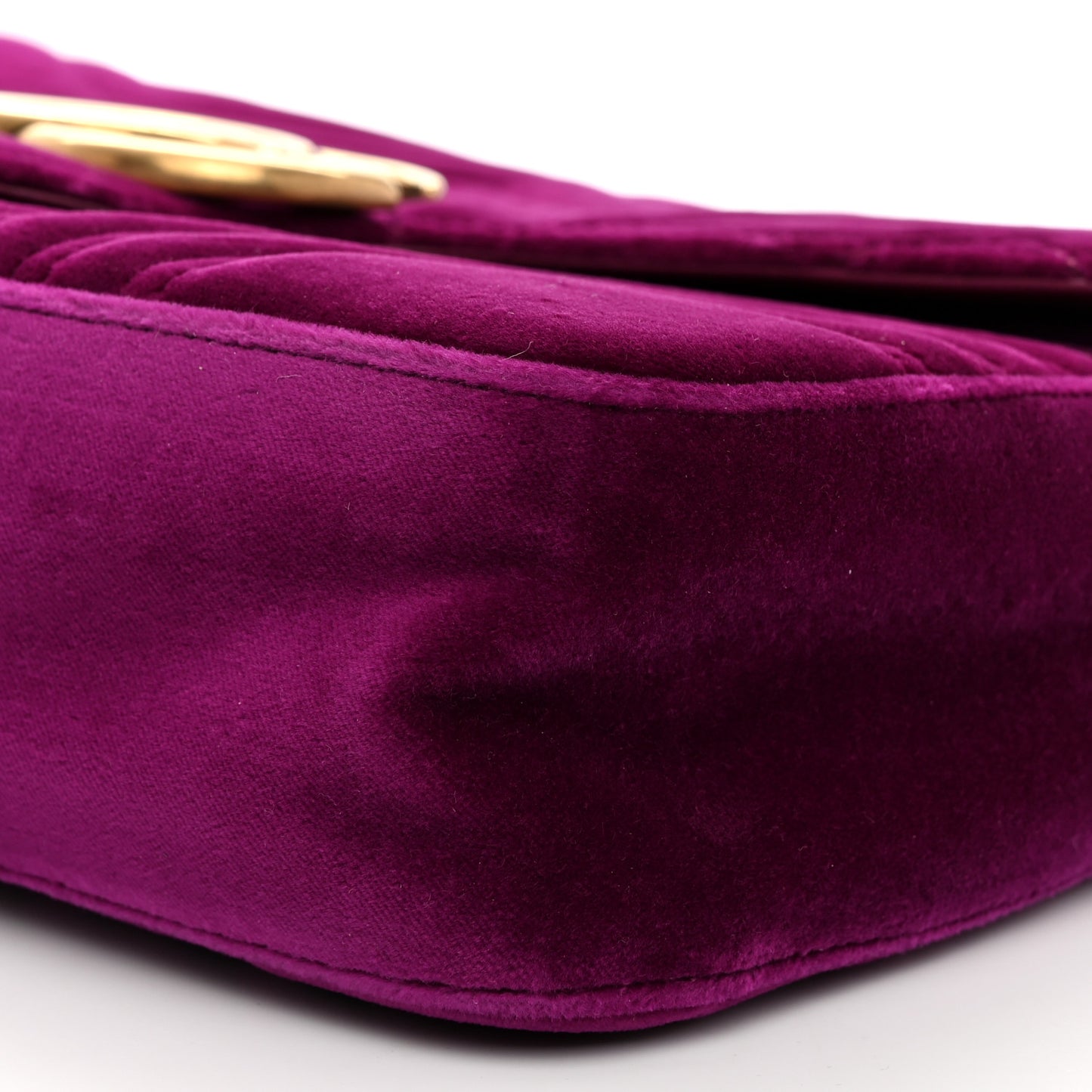 Velvet Matelasse Medium GG Marmont Shoulder Bag Fuchsia Violet Cyclamen