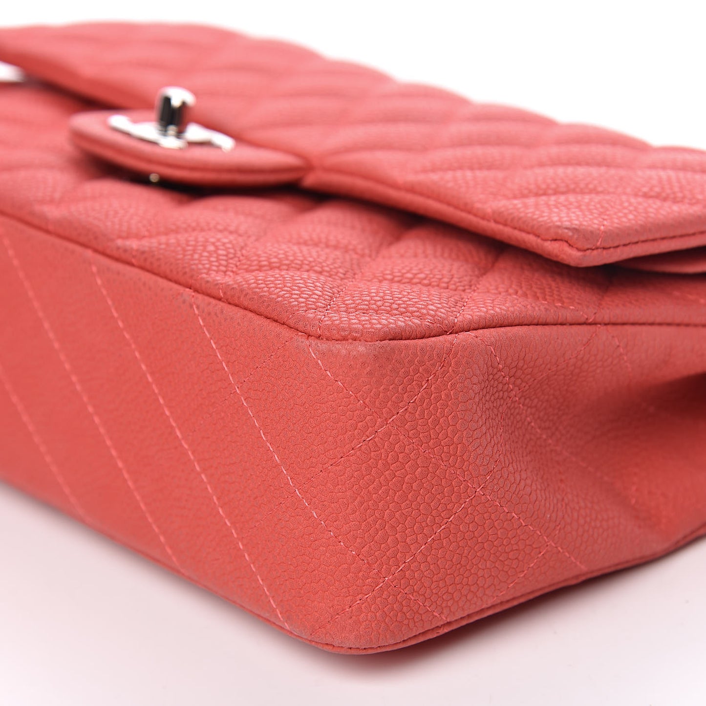 Iridescent Caviar Quilted Medium Double Flap Dark Pink
