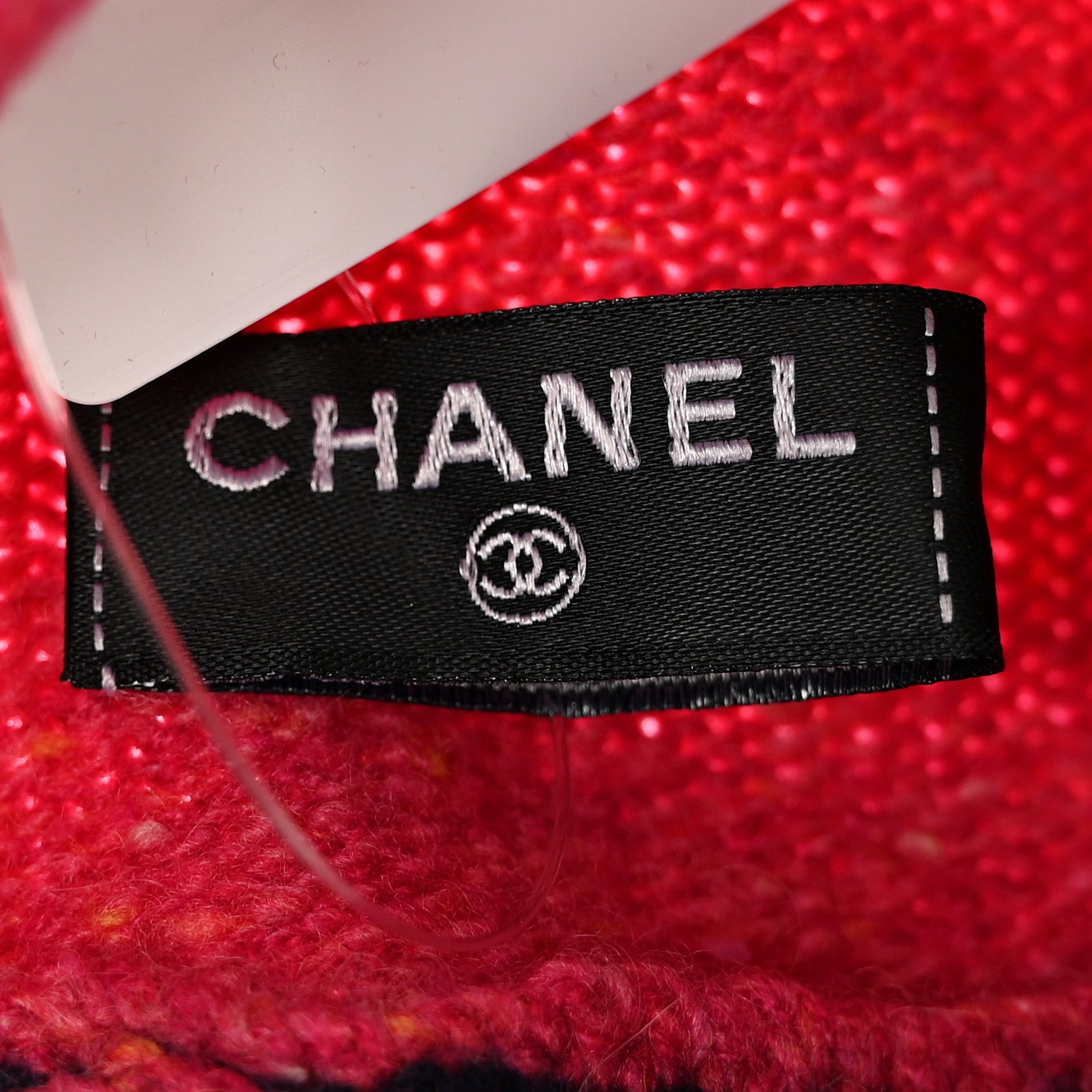 Chanel Cashmere Houndstooth CC Beanie Hat Pink Navy Blue 5 of 6