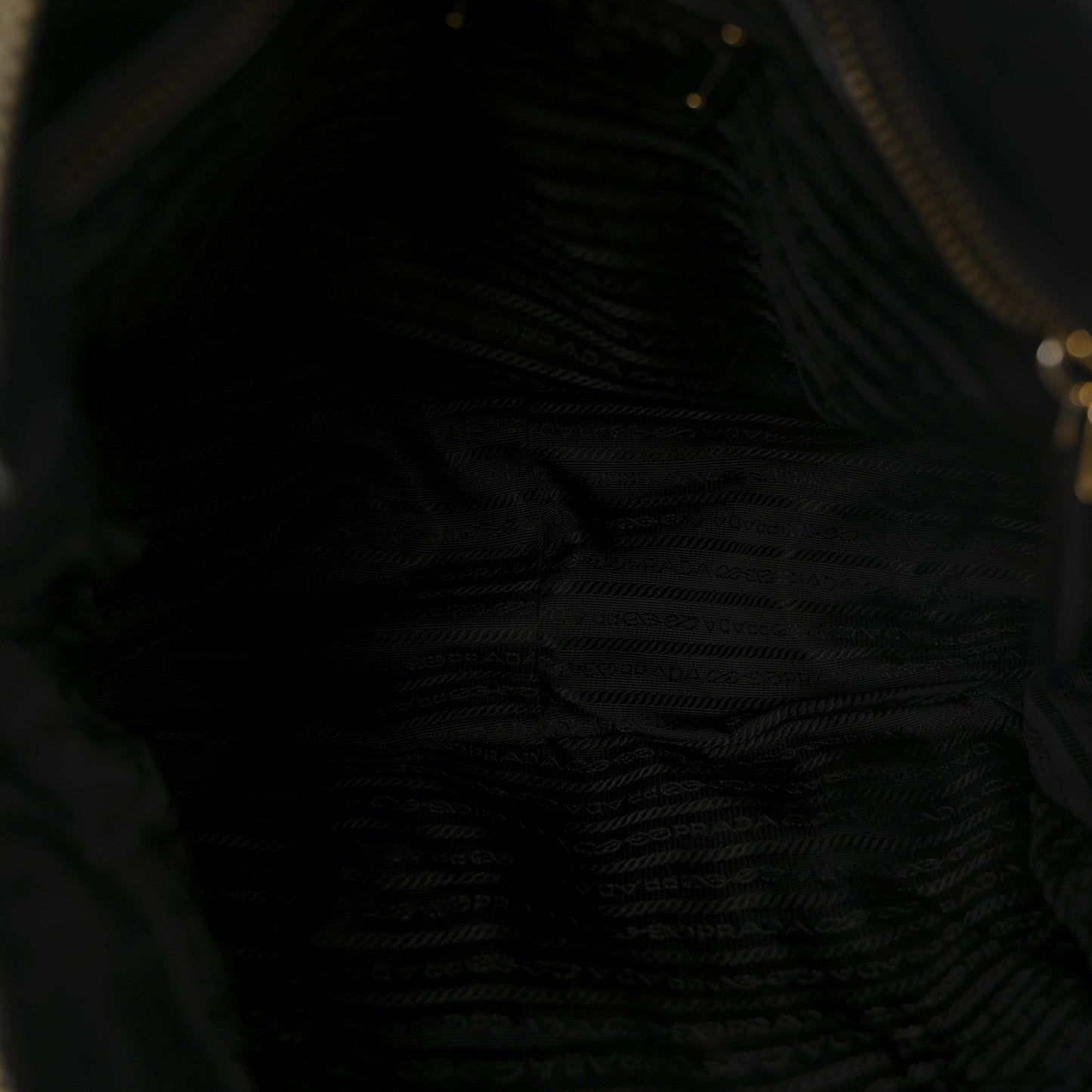 Tessuto Nylon Gaufre Tote Black