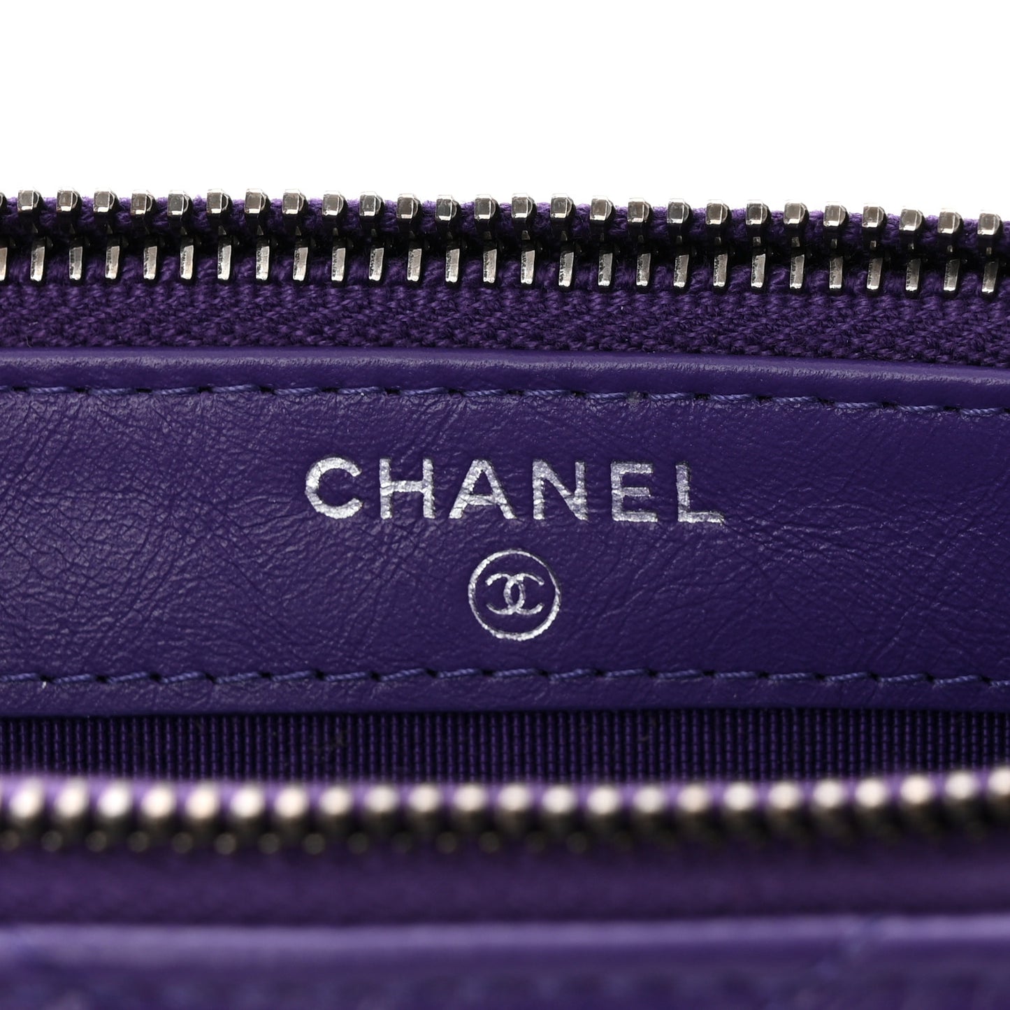 Aged Calfskin Quilted Small Gabrielle Clutch With Chain Purple